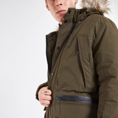 CAMPERA COBY M109 Y0003 en internet
