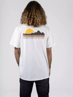 REMERA ALTHON CALLING CLASSIC A0086 (07) en internet