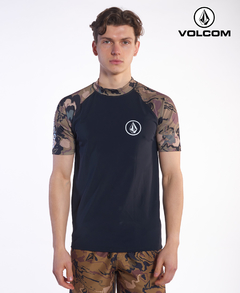 remera LYCRA VOLCOM SOLID CAMO UV50 20/8988