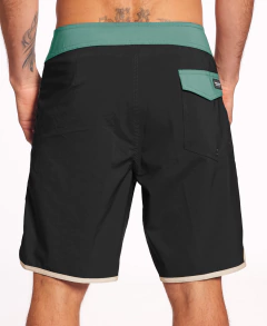 MALLA VOLCOM BLEEDING LEAF 24/16068 (02) - comprar online