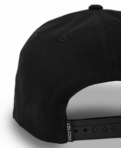 GORRA PLANA VOLCOM QUARTER TWILL XFIT IMP 25/7698 (02) - Croma