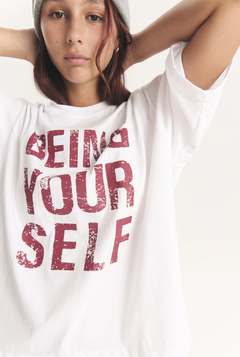 REMERA UNISEX QUEEN JUANA SELF QJ013 (03) en internet