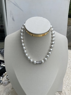 Colar Perola Branco 10mm Pingente Cravejado Zircônia Cristal - loja online