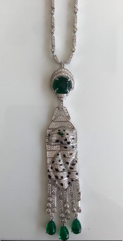 Imagem do Colar Longo Pantera Cravejado Zircônia Cristal e Esmeralda