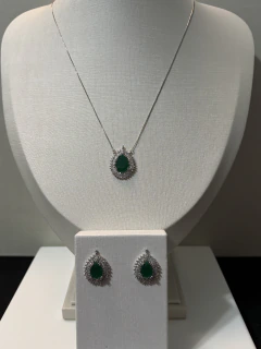 Conjunto Colar e Brinco Gota Zircônia Esmeralda e Navete Zircônia Cristal - loja online