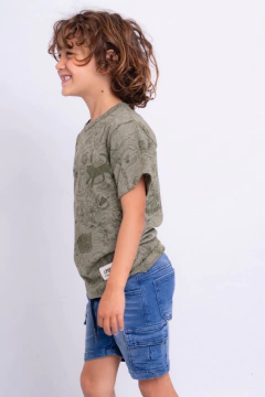 Remera Jungle en internet