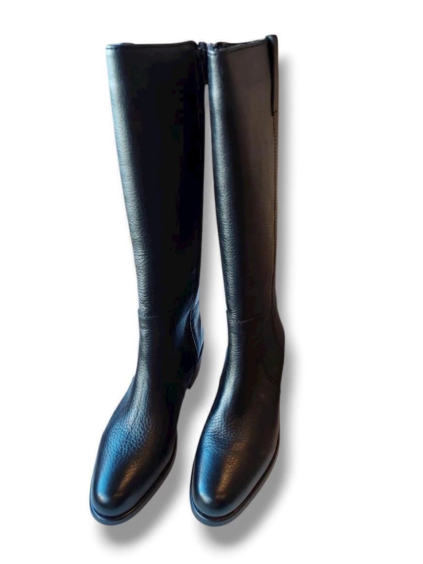 BOTA DAMA ANILINA DE CUERO