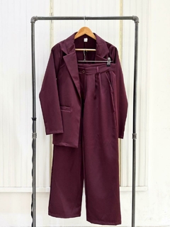 BLAZER SASTRERO OLIVIA. en internet