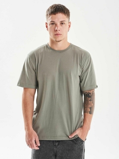 REMERA BASICA REGULAR - comprar online