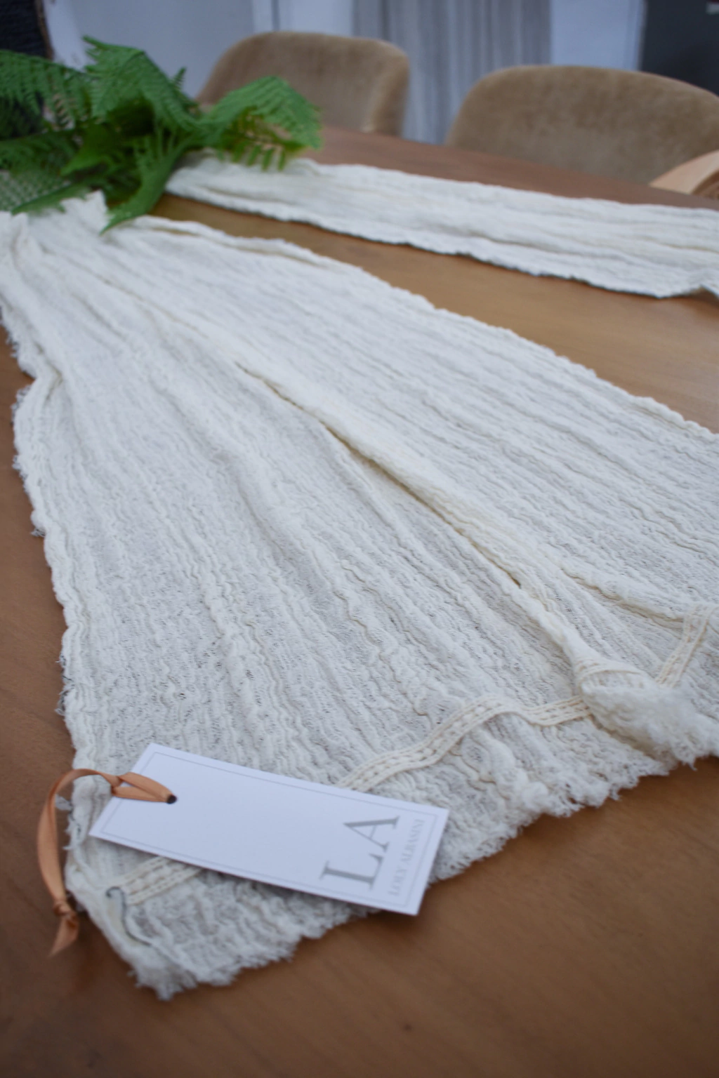 T2 Camino de mesa REBELLE puntilla fina 200x50