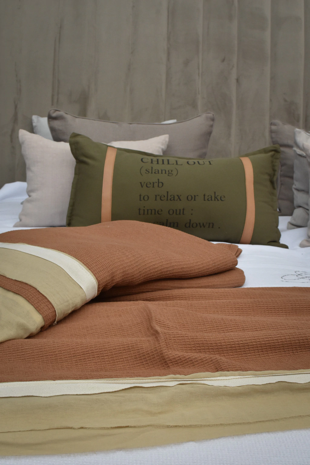 T2 Linea MANHATTAN - Colcha Queen óxido