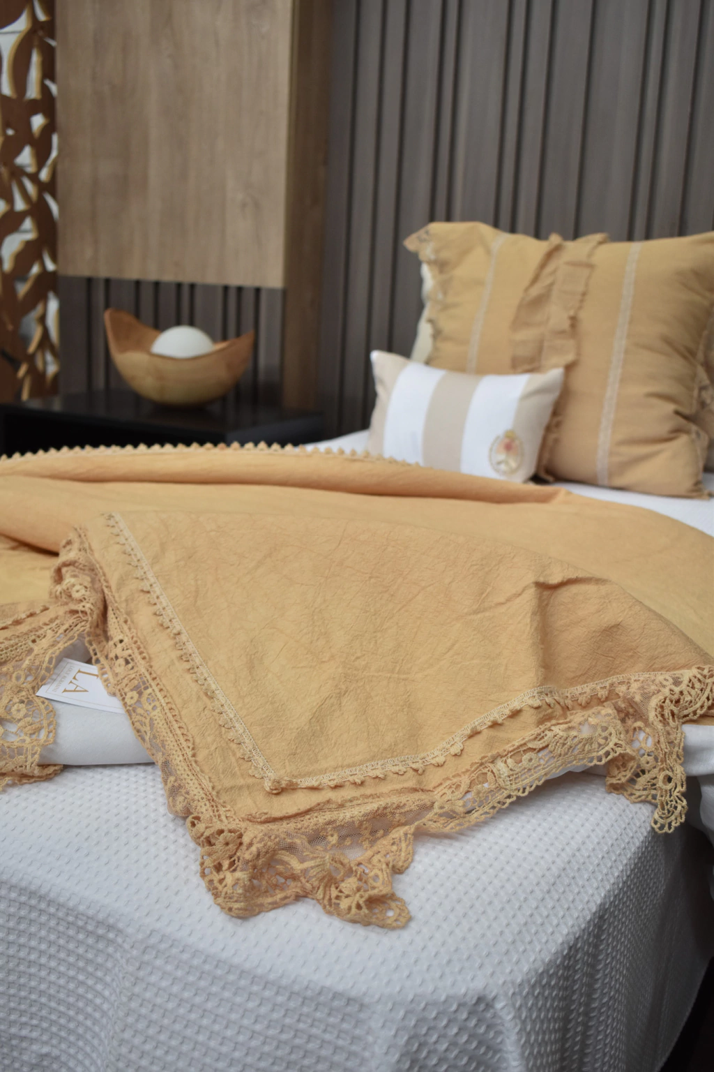 Linea CHANTILLY - Acolchado QUEEN DDL