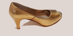 Zapato Clásico de Cuero Dorado Layhu - comprar online