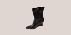 Bota de Cuero caña 3/4 Negra Lola - comprar online