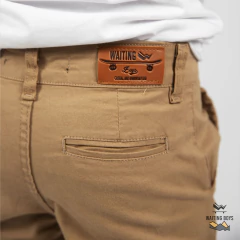 PANTALON CORTE CHINO BEIGE en internet