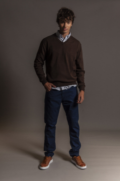 SWEATER HILO ESCOTE V (CONSULTAR STOCK POR WHATSAPP) en internet