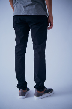 PANTALÓN CHINO (CONSULTAR STOCK POR WHATSAPP)