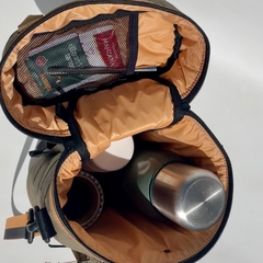 Mochilla Bolso Matero Jujuy PU oliva - comprar online