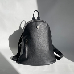 Mochila Munich Negro Graneado - comprar online