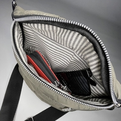Bandolera y Riñonera Berlín Matelasse - cemento - tienda online