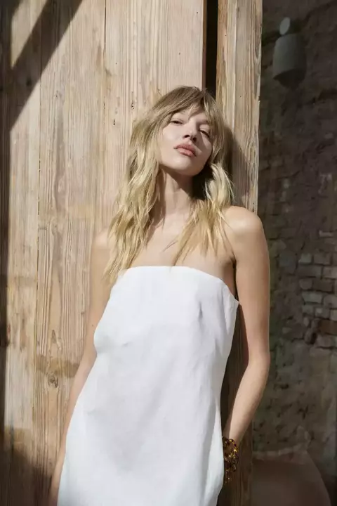 Strapless de Lino al Bies