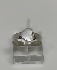 ANILLO CORAZON HORIZONTAL