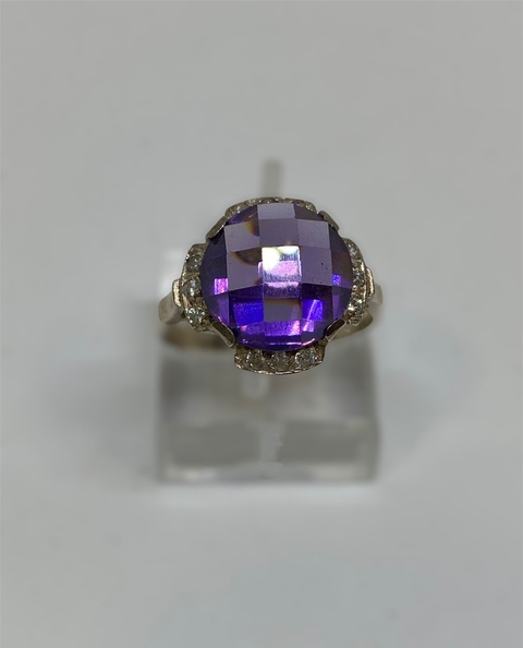 ANILLO DE PLATA Y PIEDRA