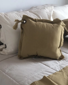 Imagen de ALMOHADON 40x40 LIENZO (AVELLANA) - consultar por relleno, mas cantidad y colores