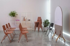 UP Cadeira giratória com encosto em PP e assento revestido - loja online