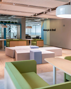 Shape Puff 600 X 450 X 520mm na internet