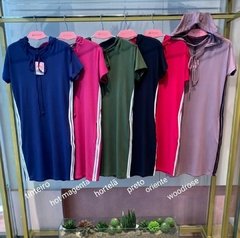 Vestido Faixas Capuz na internet