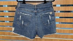 Short Jeans cinto Coração na internet