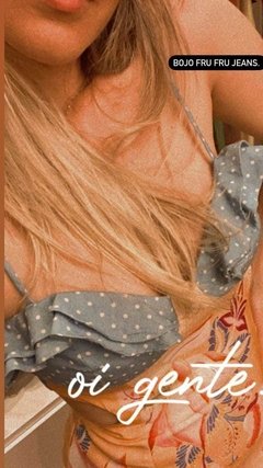 Vestido bojo frufru na internet