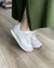 TÊNIS CASUAL ESPORTIVO OFF WHITE na internet