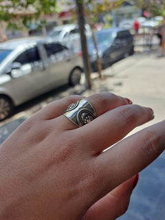 anillo tailandes - La isla