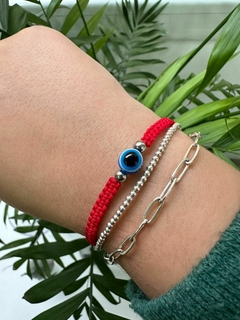 Pulsera hilo rojo y ojo