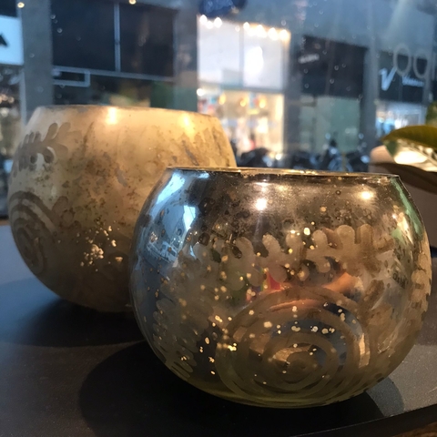 Portavela vidrio globo 14 cm. Consultar colores disponibles