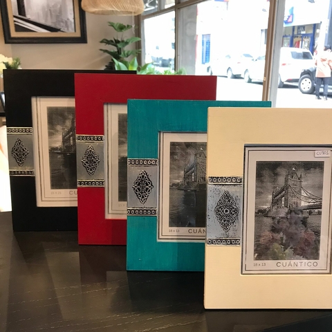 Portarretrato marco aluminio labrado. Ver medidas