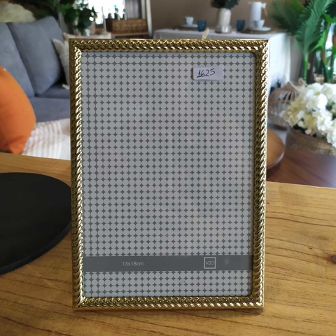 Portarretrato Varilla Fina Trenza Dorado. Consultar medidas disponibles