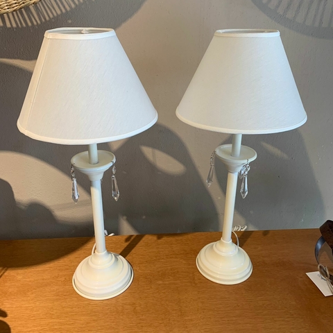 Velador con Caireles