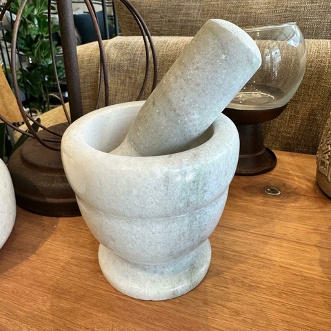 MORTERO MARMOL CON PIE - comprar online