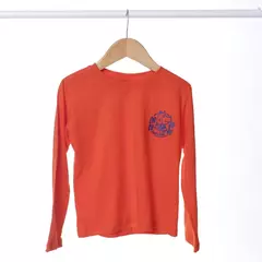 remera basic roja logo