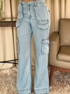 CALÇA WIDE BOLSO na internet