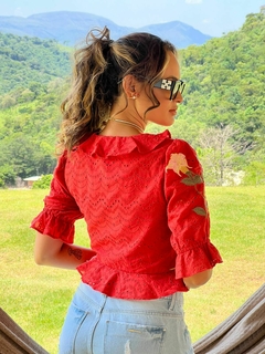 BLUSA JABOUR DECOTE E BABADOS VERMELHA - comprar online