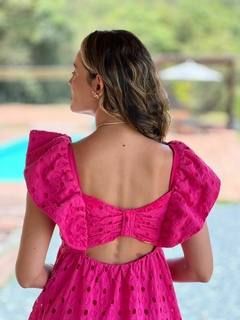 VESTIDO CURTO LAISE COM BABADO na internet