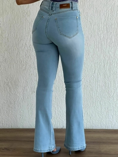 CALÇA FLARE MARAJÓ na internet