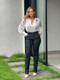 CALÇA STRAIGHT BLACK