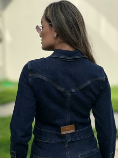 CAMISA CROPPED DENIM na internet