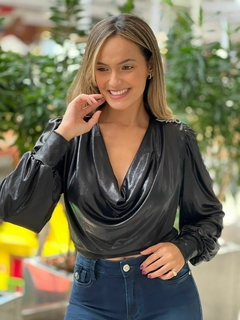 BLUSA DRAPEADO GLAM