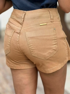 SHORTS SAIA CRISTAL na internet
